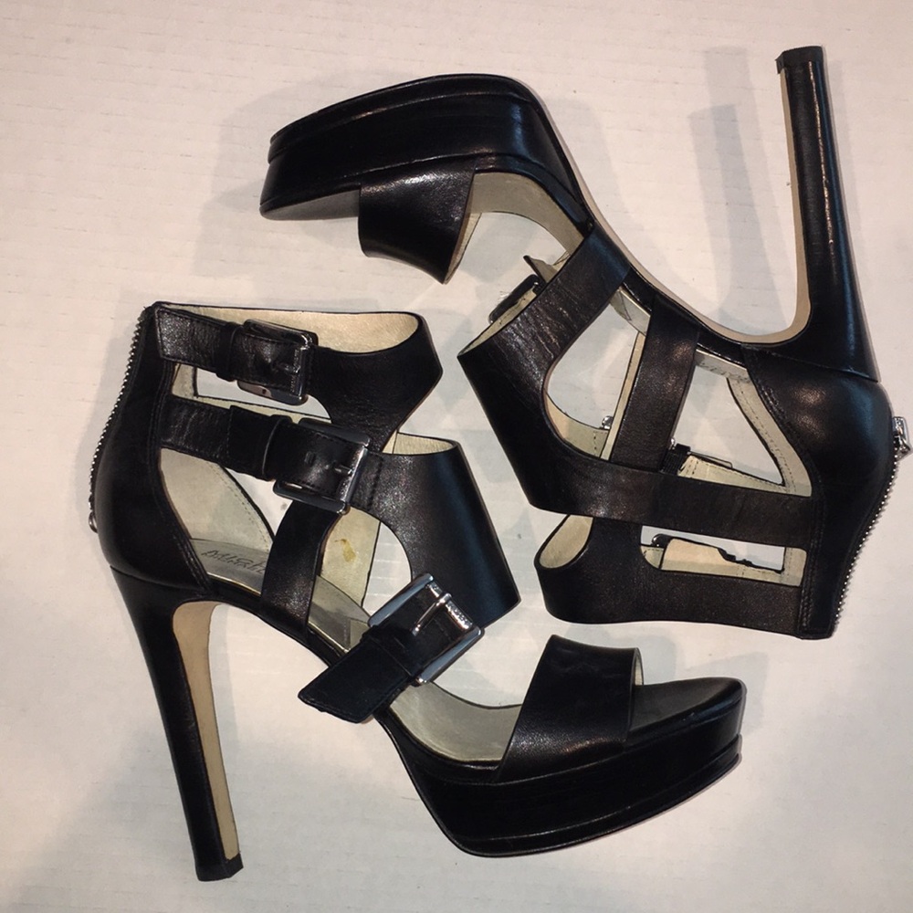 MICHAEL Michael Kors Black Leather Platform Heels Sandals Size 7.5